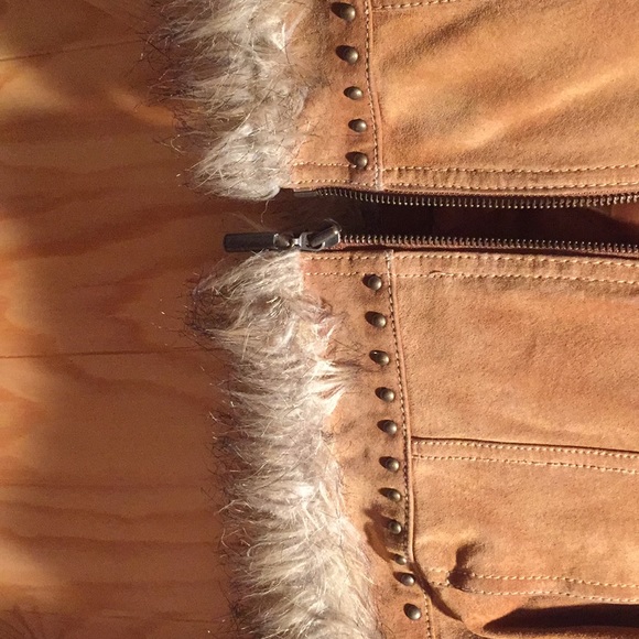 Leather jacket - Picture 4 of 4